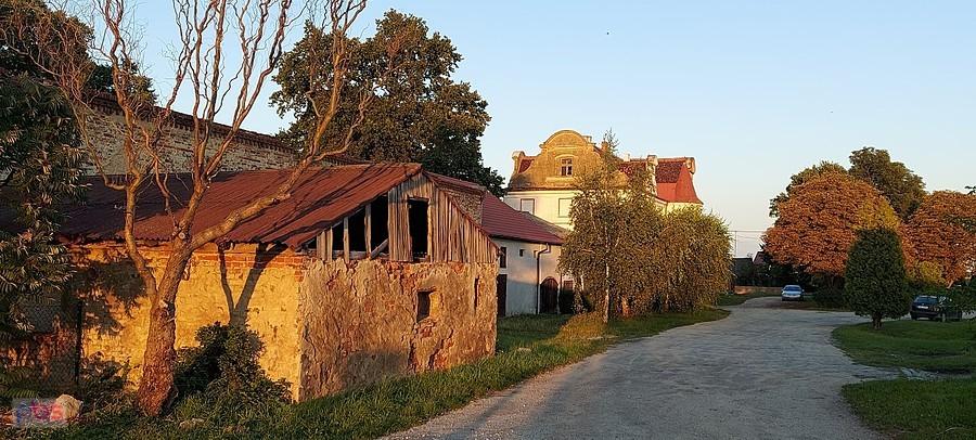 Teren dawnego majątku w Bliżu