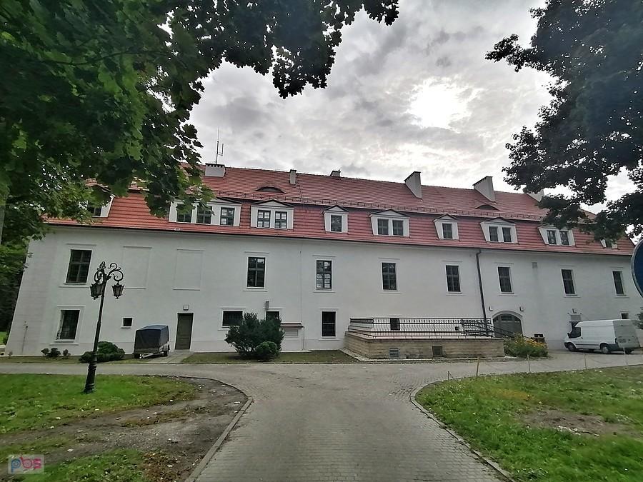 Szymiszów, pałac z XVIIw.