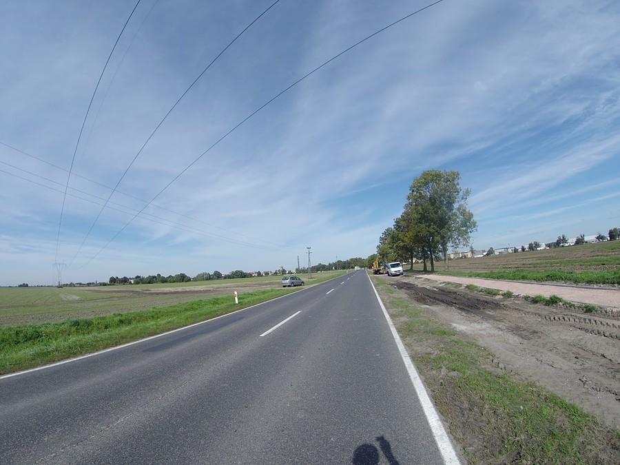 Budują drogę dla rowerów...