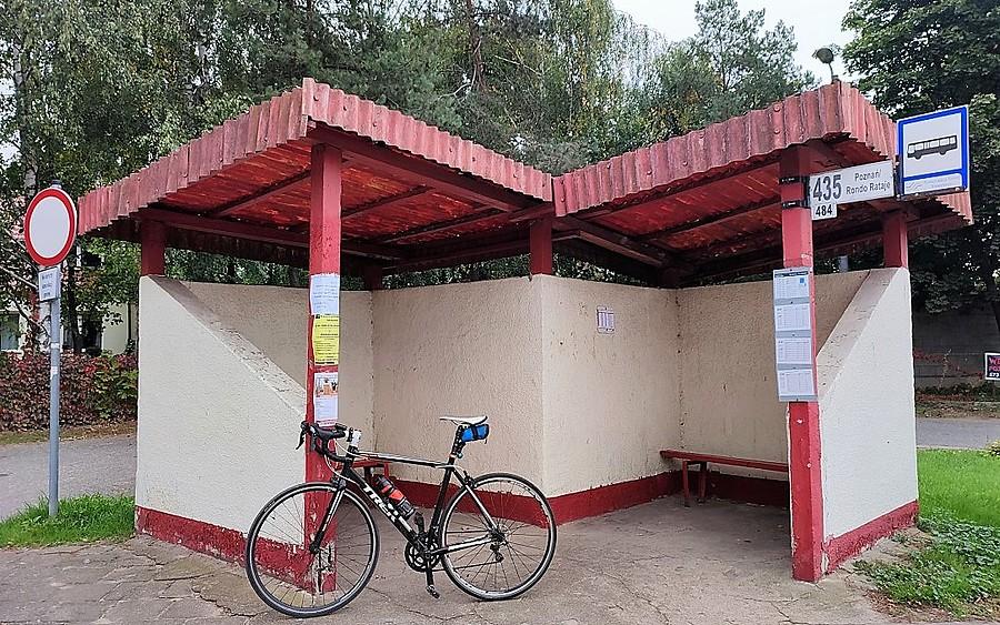 Lekko oldskulowy przystanek w Tulcach