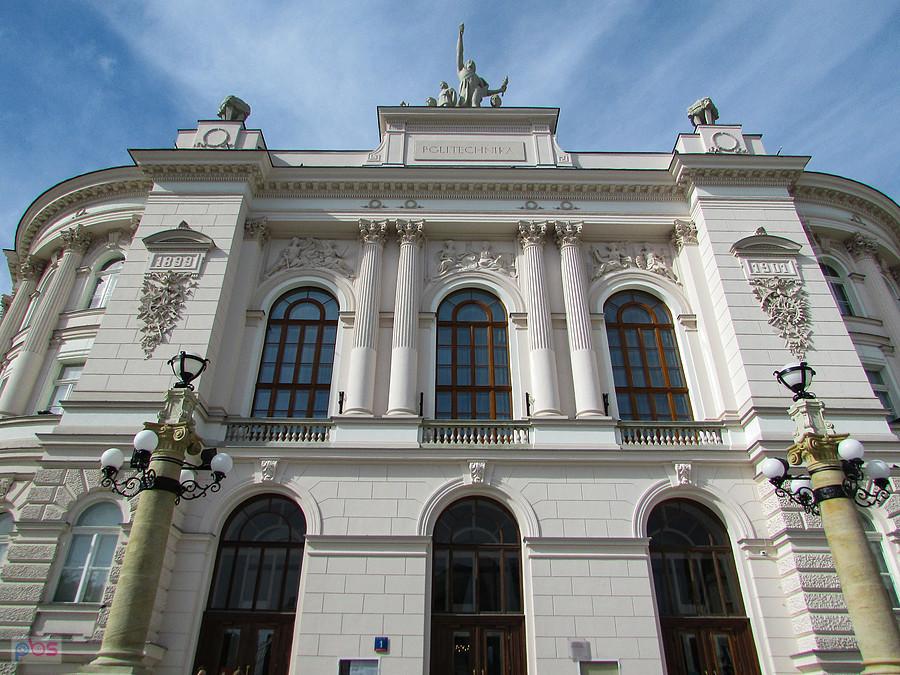 Fasada Politechniki