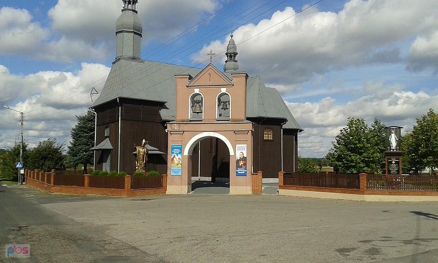 Życzyn kolejny kościół oglądnięty tylko z zewnątrz