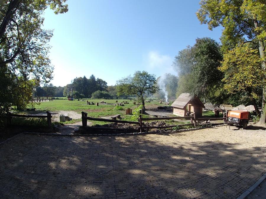 Plac zabaw, Młociny