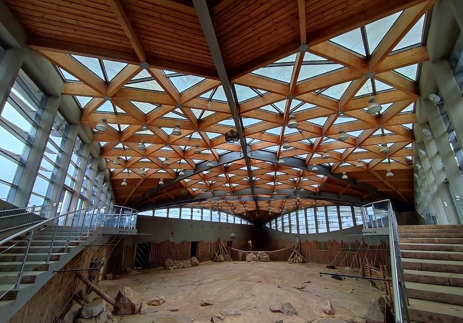 Wnętrze słoniarni, ZOO Poznań