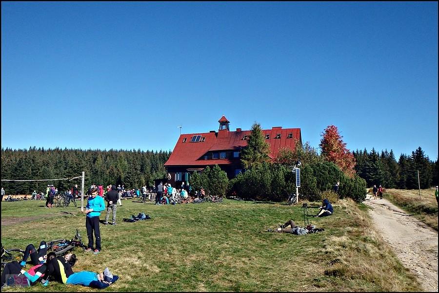 Chatka górzystów. Październikowa.