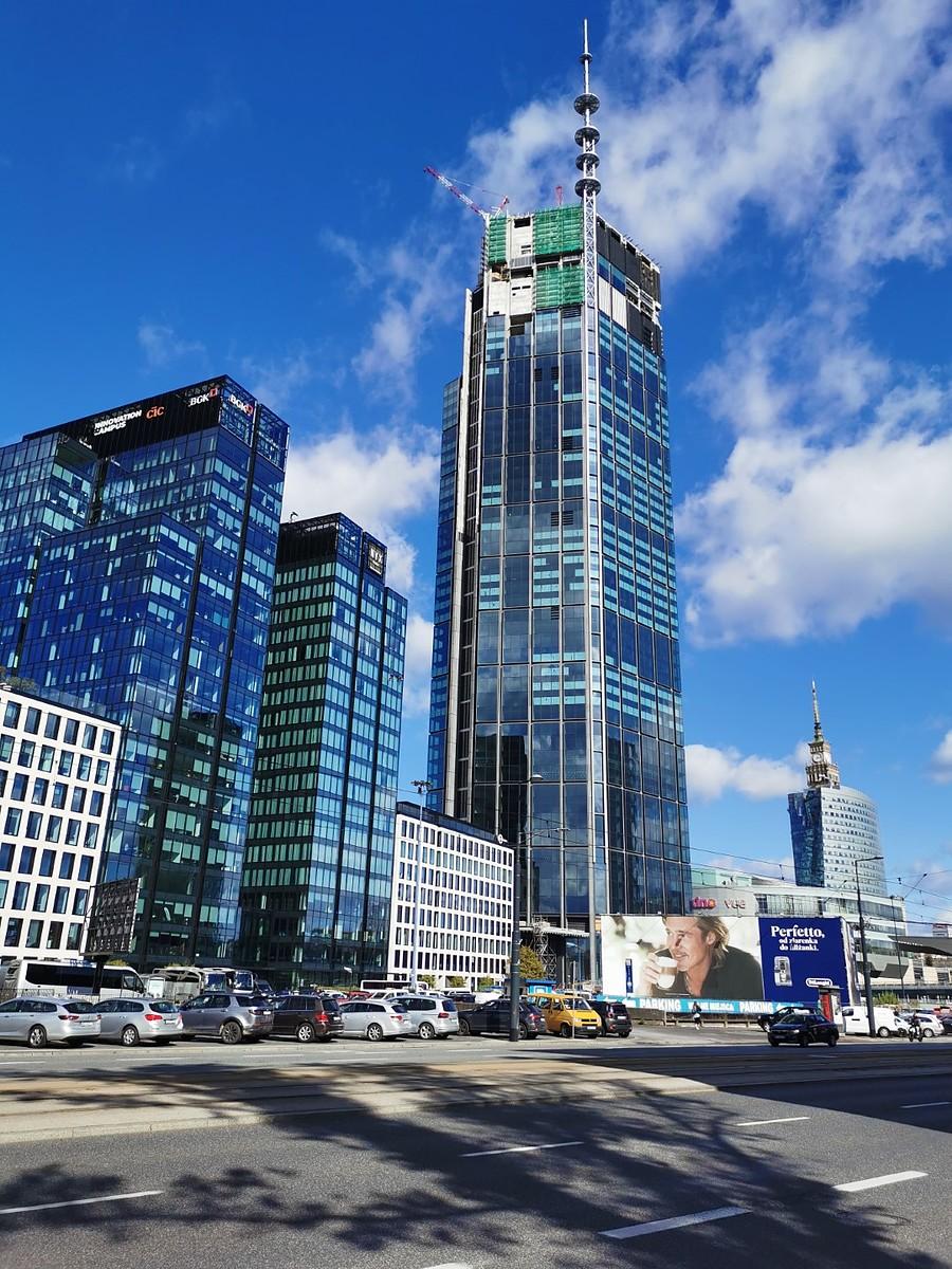 Varso Tower - 310 m z iglicą