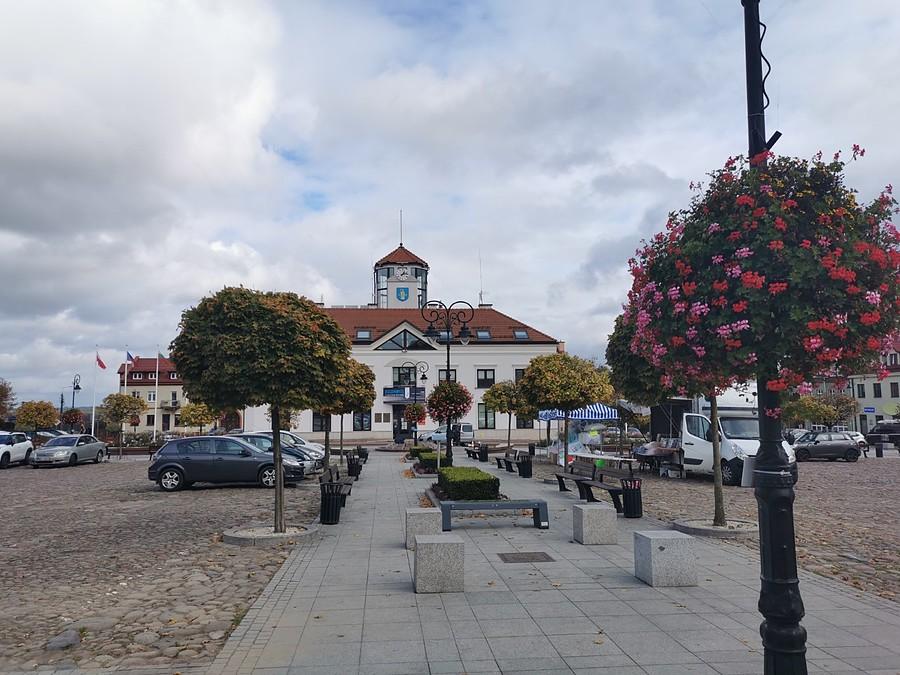 Rynek i Ratusz w Serocku