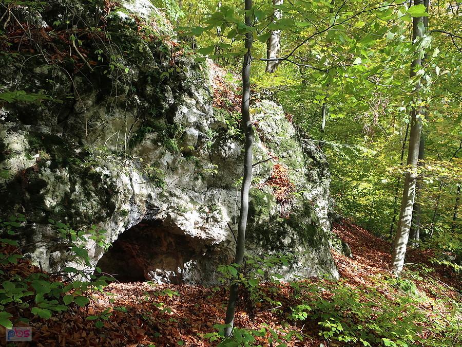 Schronisko skalne