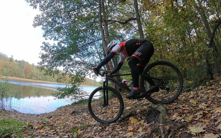 MTB nad Jeziorem Jarosławieckim
