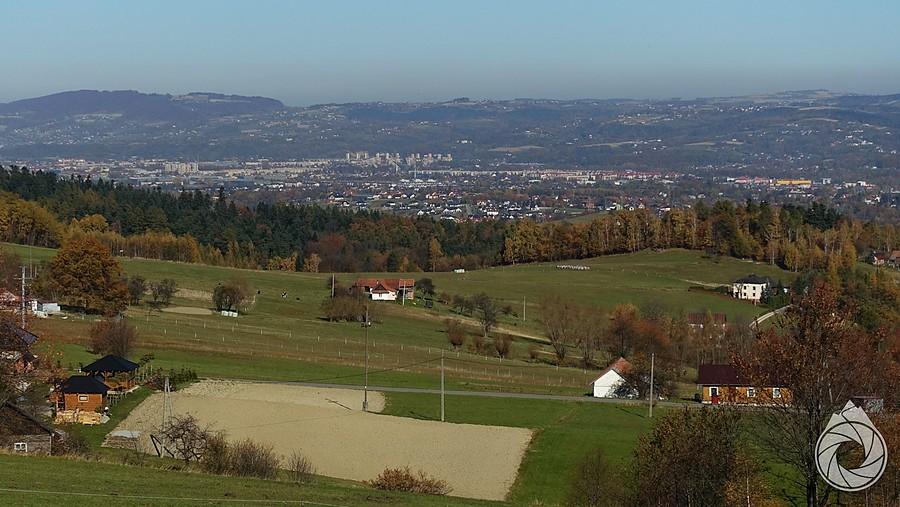 cóż to za miasteczko, ze smogiem w dolince? Ach! to Nowy Sącz!