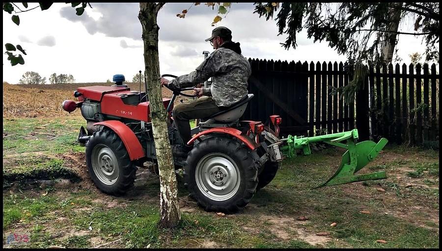 Na traktorku z pługiem