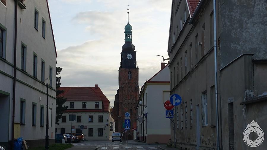 poranny rynek w Rudnej