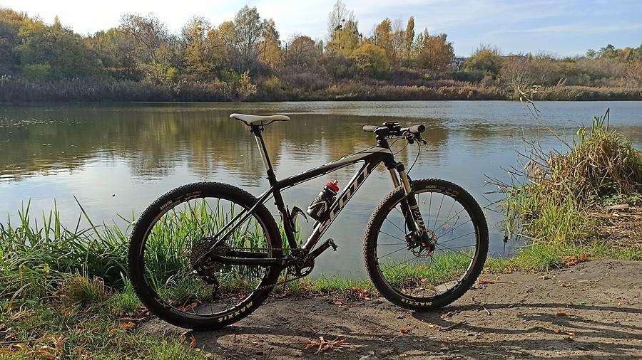 Scott Scale 740 - reaktywacja, w tle Szachty