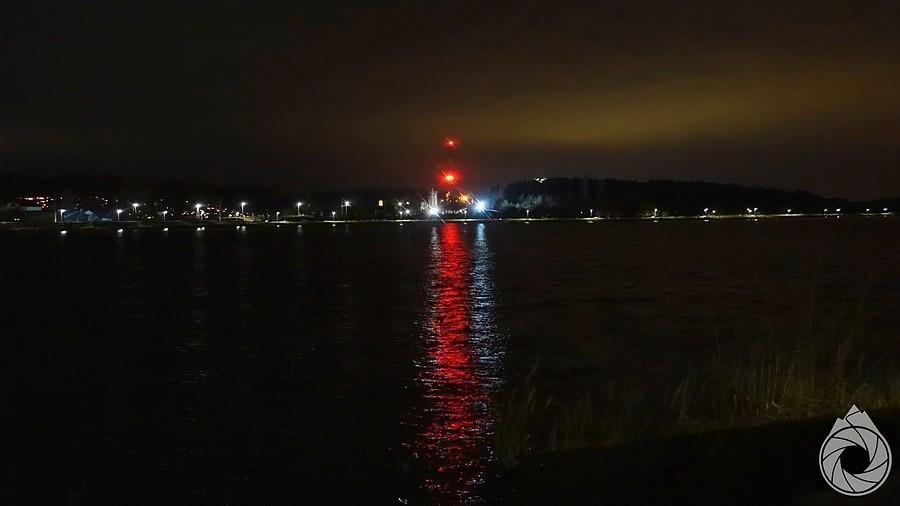kałuża wąchocka nocą