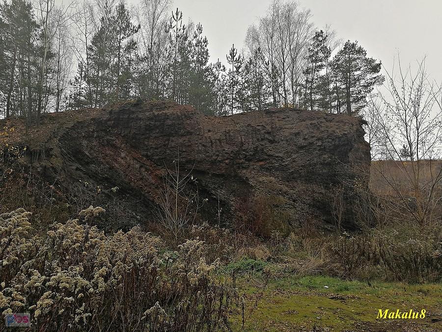 Resztki hałd nad Szarlejką