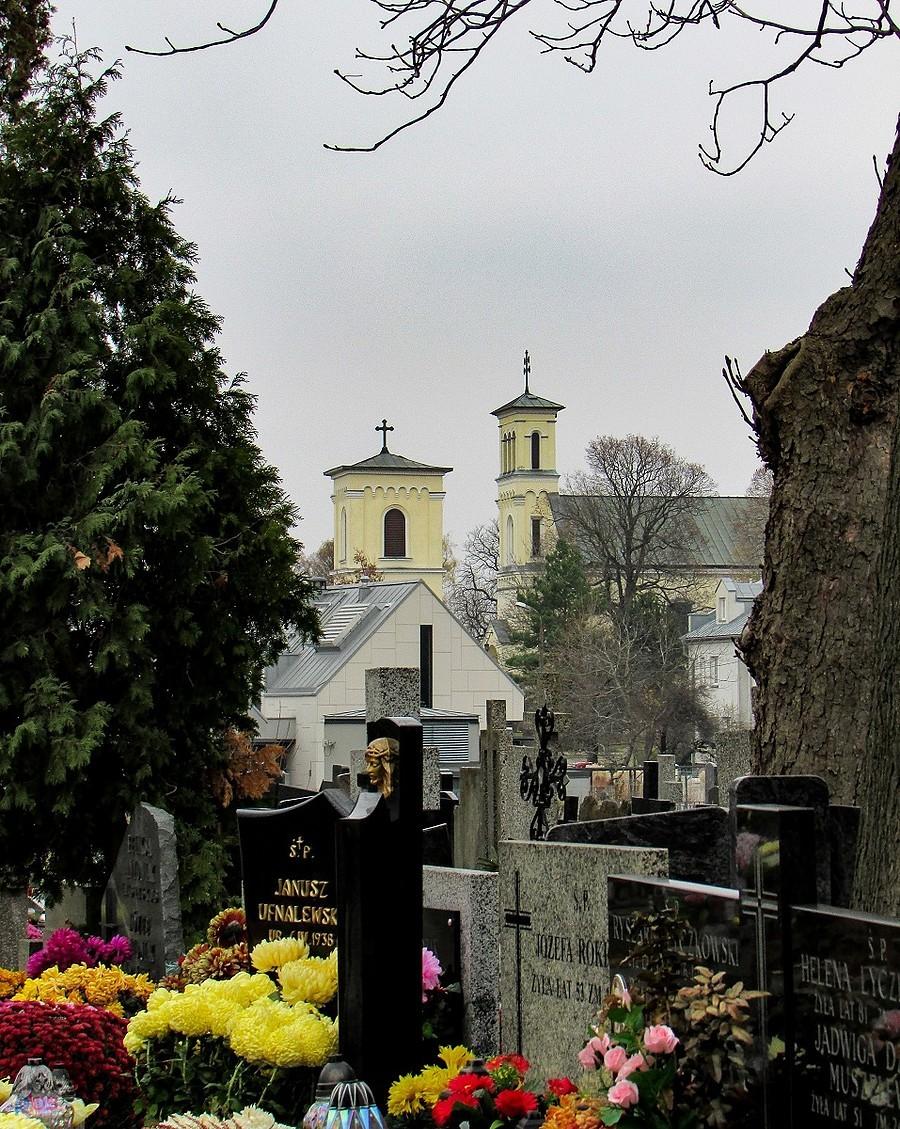 Kościół św. Katarzyny z cmentarza na Służewie