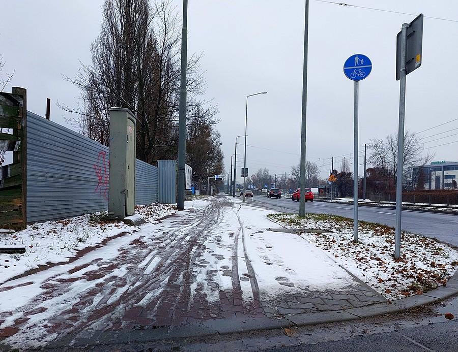 Syf na Starołęckiej. I bardzo dobrze, można było olać śmieszkę :)