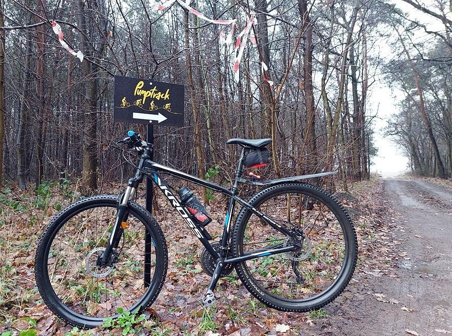 Jak będzie pogoda to trzeba będzie obczaić co to za Pumptrack