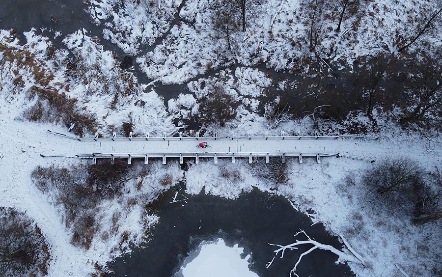 Uroczy mostek na nadwarciańskim (by dron)