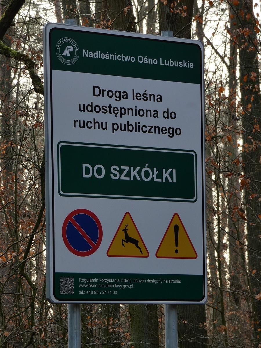 Nowa tablica w okolicy szkółki leśnej