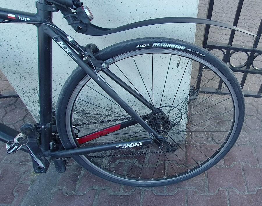 Bystry Baranek i Maxxis Detonator 700x32