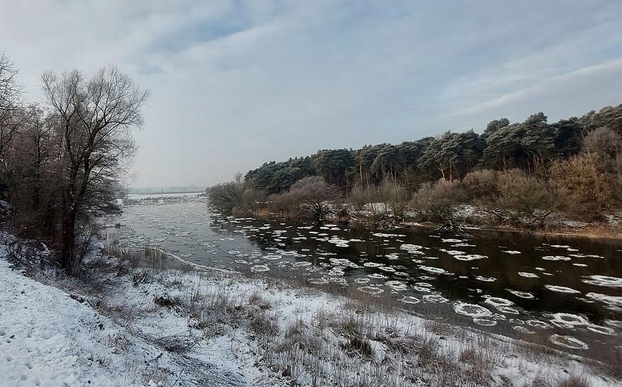 Południowy widok na WPN i Wartę