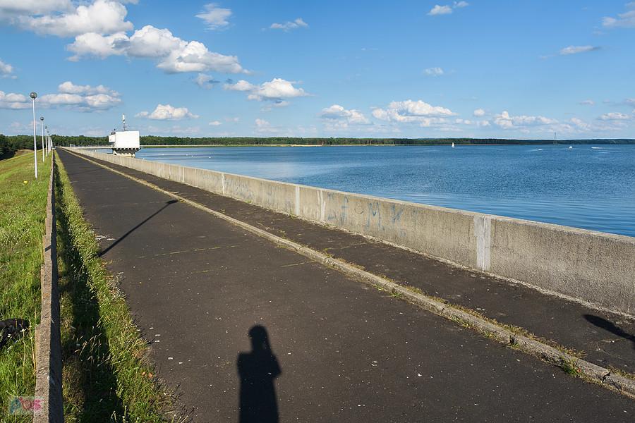Zbiornik wodny w Poraju od północnej strony
