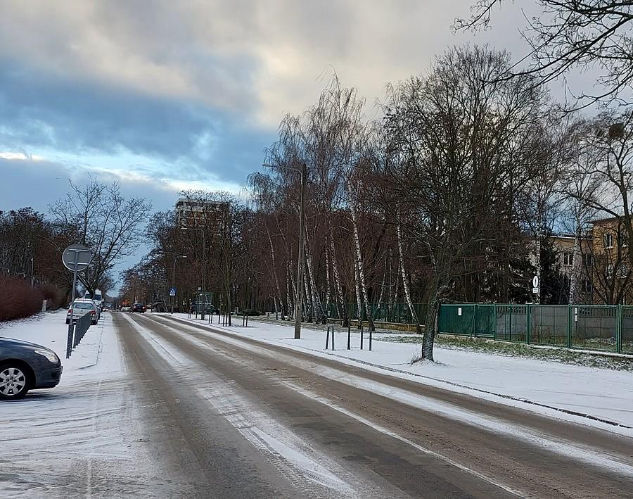 Poranne warunki na ulicy 28 Czerwca w Poznaniu