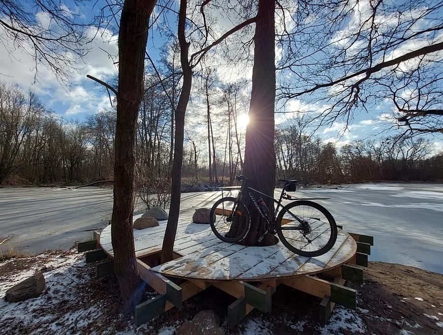 Parkowanie na dziko, poznańska Dębina :)