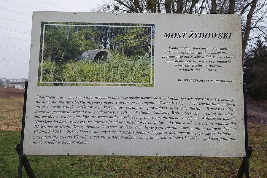 Tablica przy Moście Żydowskim