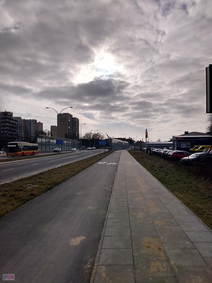 Już się chowa pod pierzynkę z chmur