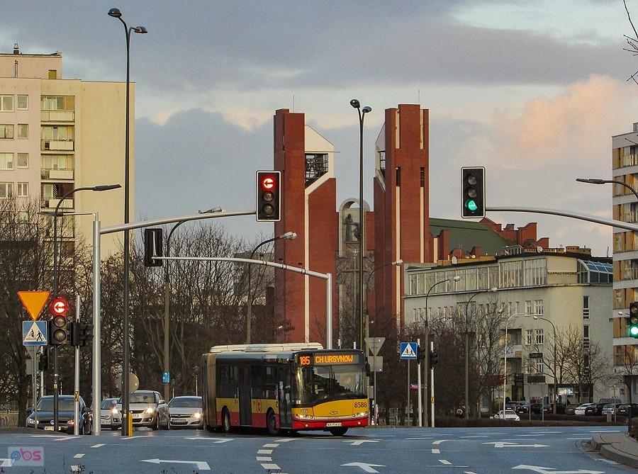 Skrzyżowanie ul. Pileckiego i Gandhi