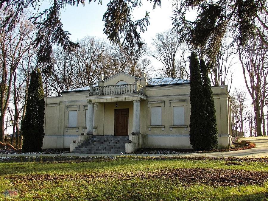 Dworek w Czerniewicach