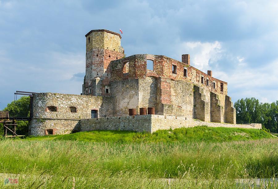 Zamek biskupi w Siewierzu