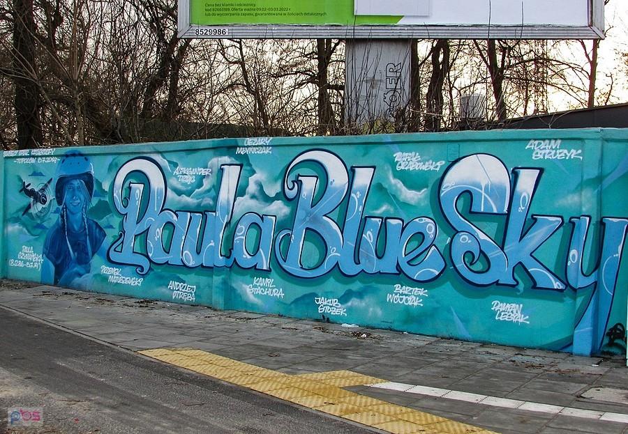Mural pamięci uczestników kursu szkoły spadochronowej
