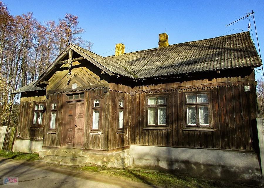 Młyn już nie pracuje, ale młynarzówka jest zamieszkała