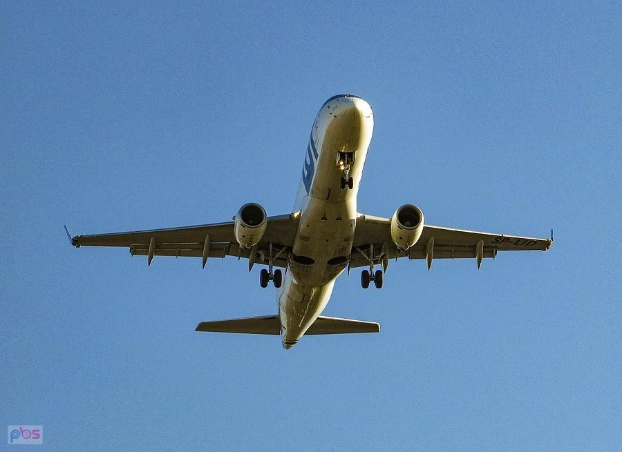 Embraer z Lublany podchodzi do lądowania