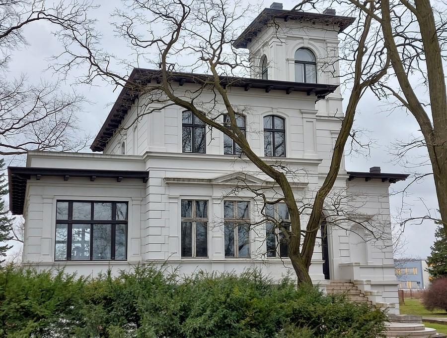 Willa-dworek w Palędziu
