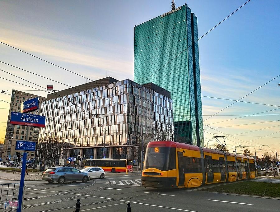 Na dawnym Placu Muranowskim