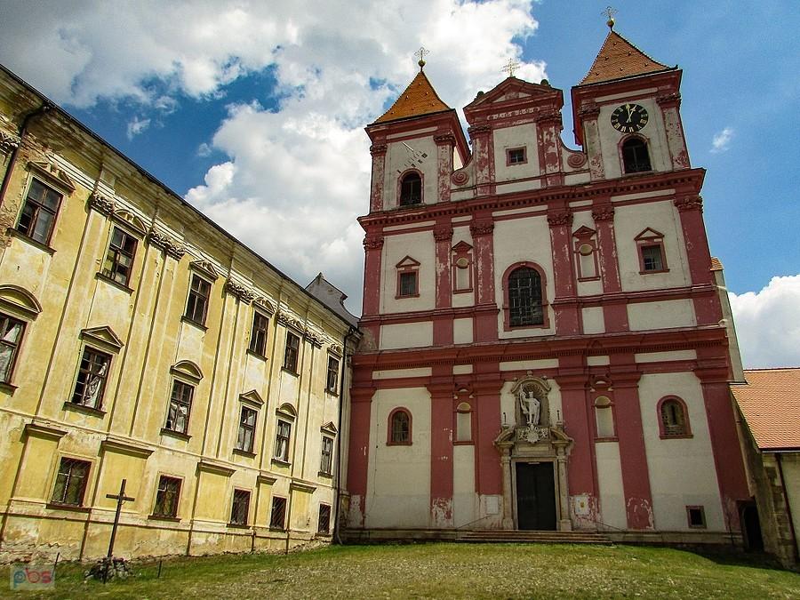 Znojmo - kościół klasztoru Louka