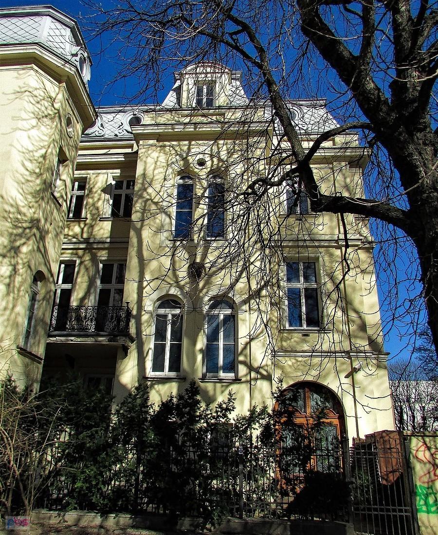Pałac Janaszów - elewacja ogrodowa