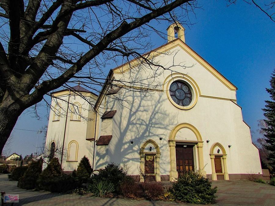 Łyszkowice - kościół św. Kazimierza Królewicza