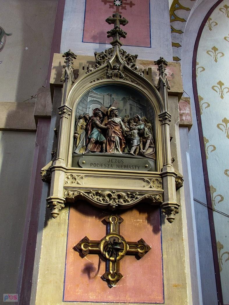 Wrociszew - jedna ze stacji drogi krzyżowej