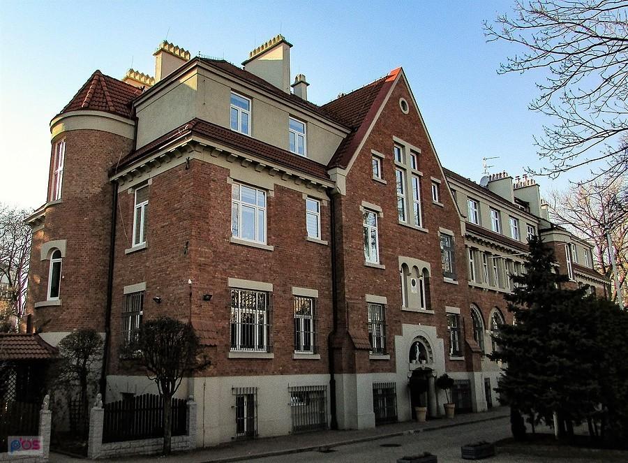 Dom Izb Rzemieślniczych św. Antoniego przy Barskiej