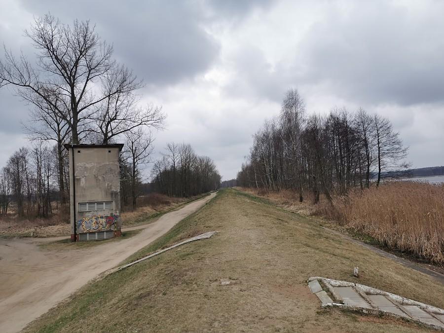 Wałem wzdłuż Narwi
