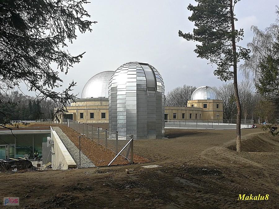 Ostatnie porządki przy nowym planetarium