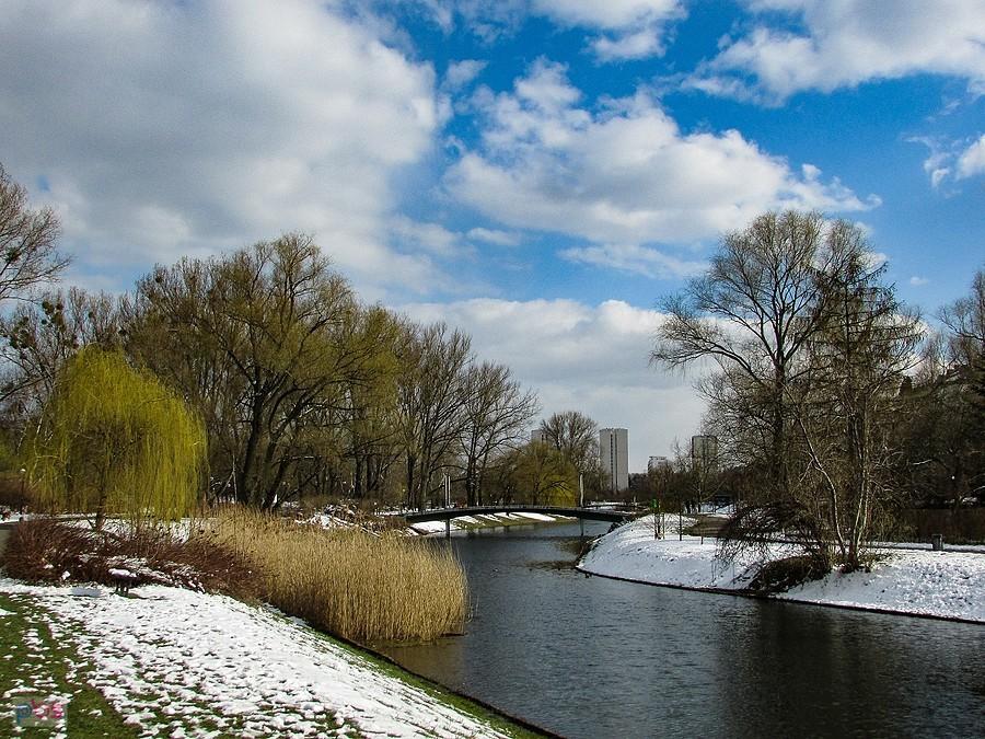 Kępa Potocka - mostek nad starorzeczem Wisły