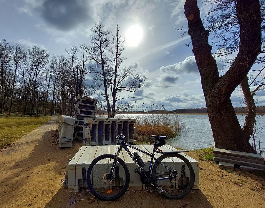 Klimatycznie nad Jeziorem Lusowskim