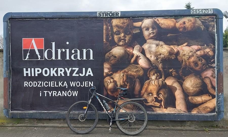 Kolejna zmuszająca do myślenia "reklama" firmy Adrian
