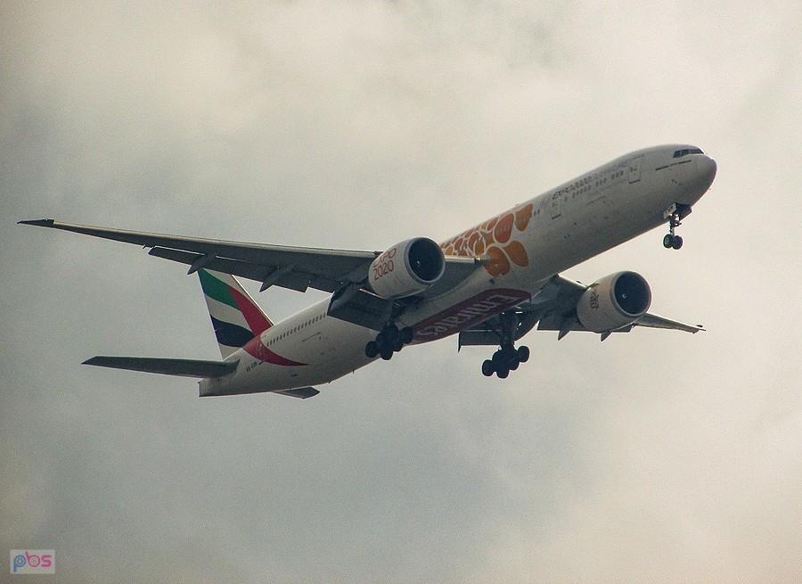 Boeing Emirates w malowaniu Expo 2020